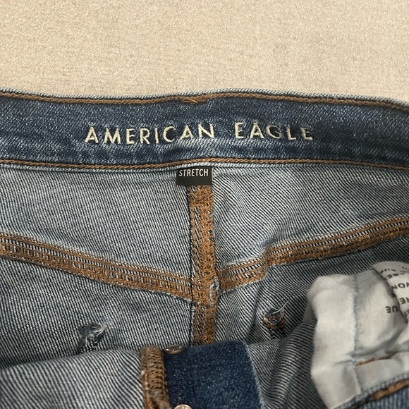 [US10L]American Eagle Stretch Mom Jeans Button Fly Classic Blue Denim Jeans - Picture 3 of 10